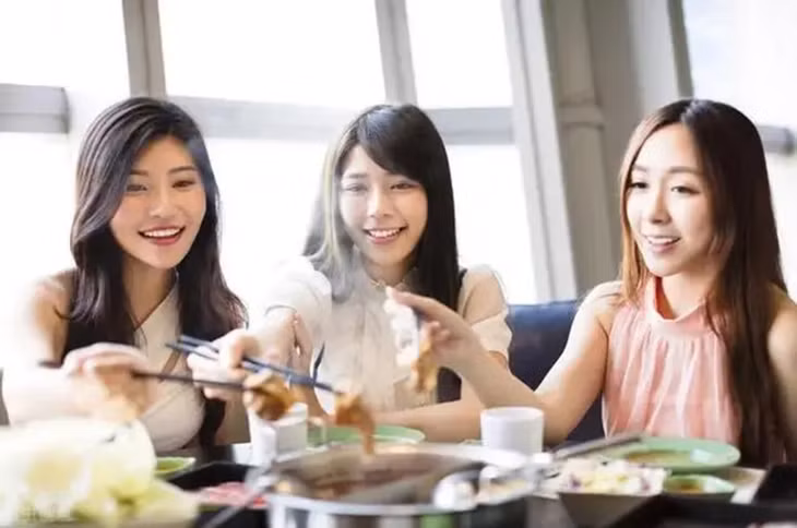 Sự thèm ăn của chúng ta tuân theo một khuôn mẫu do nhịp sinh học của cơ thể quyết định. (Ảnh: ITN)