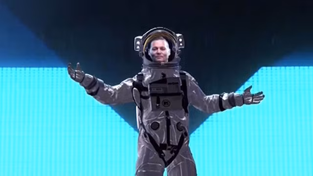 VMAs 2022: Johnny Depp hóa thân thành phi hành gia, xuất hiện bất ngờ trên sân khấu - Ảnh 1.