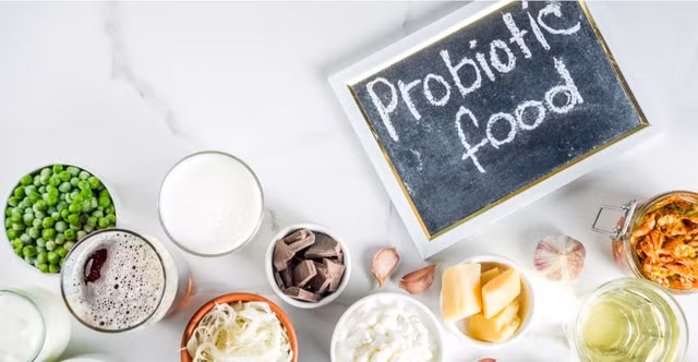 Thực phẩm chứa probiotic, chẳng hạn như sữa chua nuôi cấy sống, rất tốt cho hệ thống miễn dịch của bạn.