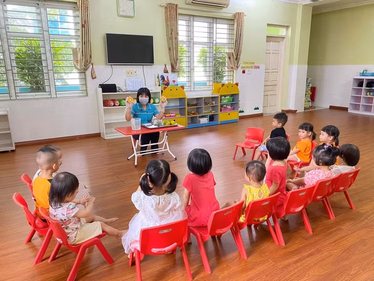 Tiết học của các bé Trường Mầm non Family (một trường tư thục ở TP Hạ Long).