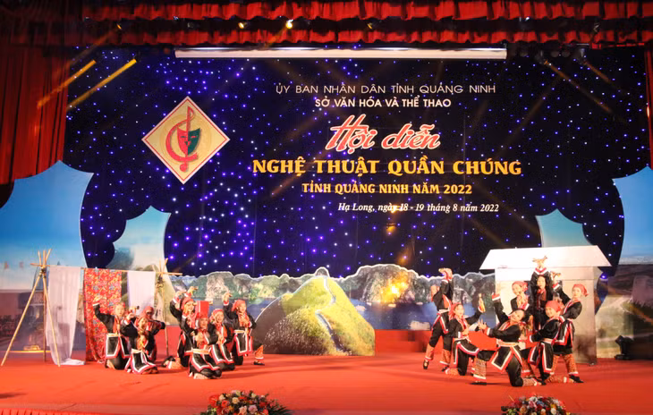 Khai mạc Hội diễn nghệ thuật quần chúng tỉnh Quảng Ninh năm 2022 ảnh 3