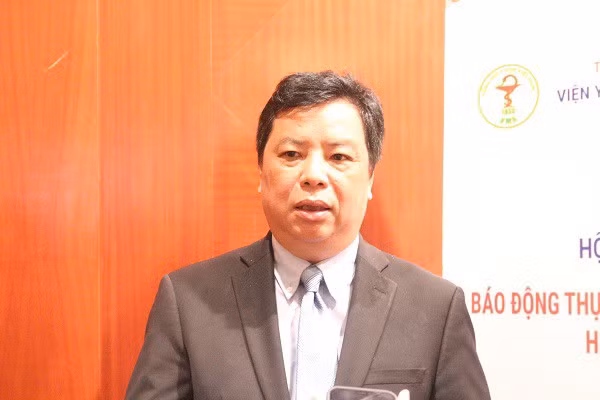 TS Trương Hồng Sơn cho rằng, người bị mỡ máu không cần kiêng hoàn toàn chất béo nhưng phải lựa chọn nguồn chất béo phù hợp.