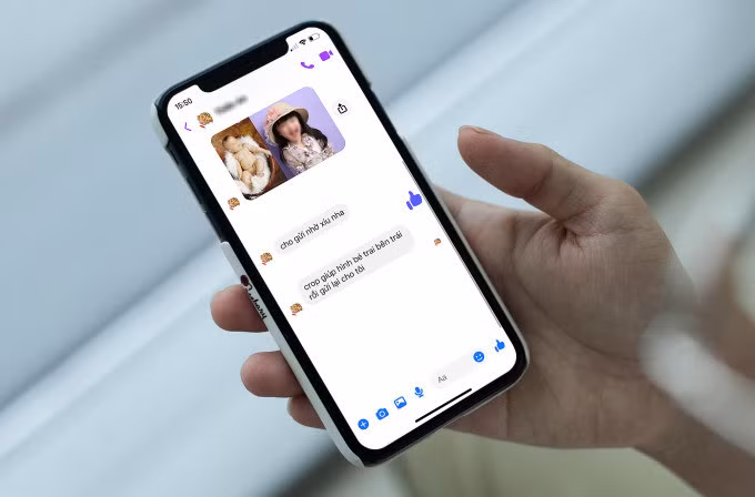 Trò đùa "crop ảnh" khiến nhiều người bị Facebook vô hiệu hoá tài khoản vì "phát tán nội dung nhạy cảm".