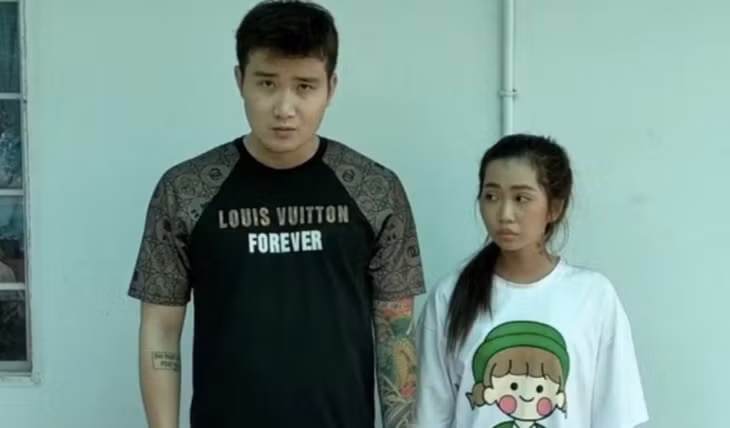 Mạnh và Thơ tại cơ quan Công an.