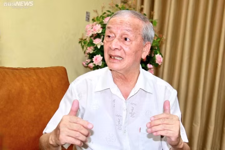 Chuyên gia kinh tế Vũ Vĩnh Phú, Nguyên Phó Giám đốc Sở Thương mại Hà Nội.