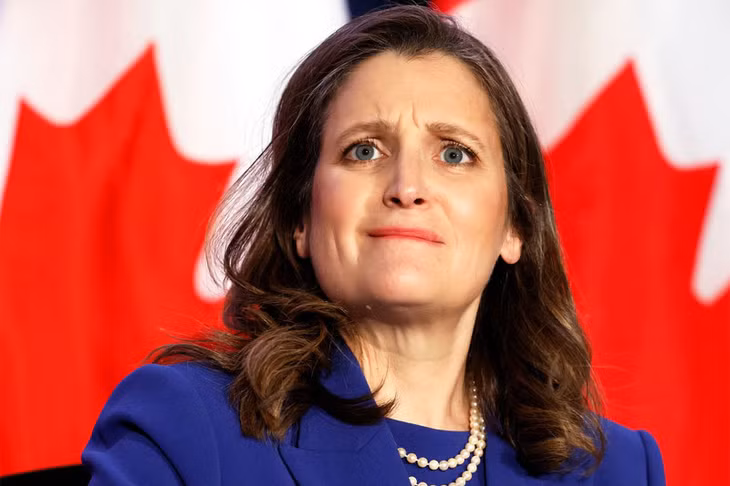 Phó Thủ tướng kiêm Bộ trưởng Tài chính Canada Chrystia Freeland