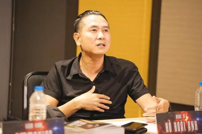 Hồ Hoài Anh, Hồng Đăng làm việc với cơ quan, đơn vị sau khi về nước.