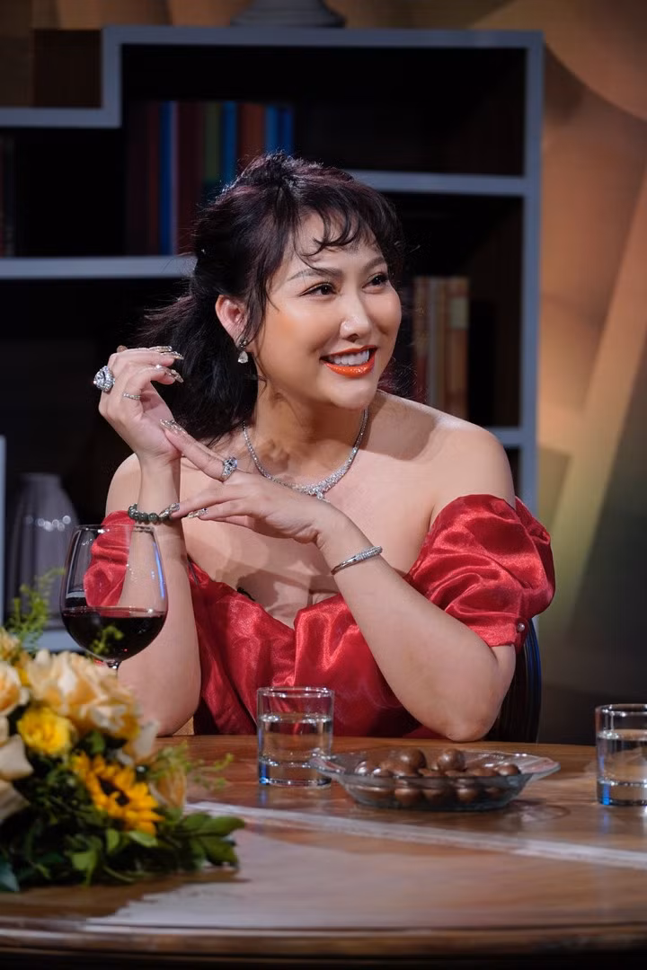 Phi Thanh Vân học nghiên cứu tâm lý để tự chữa lành nỗi đau.
