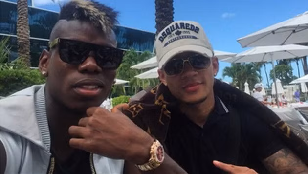 Depay và Pogba từng có thời gian cùng ở Man United.