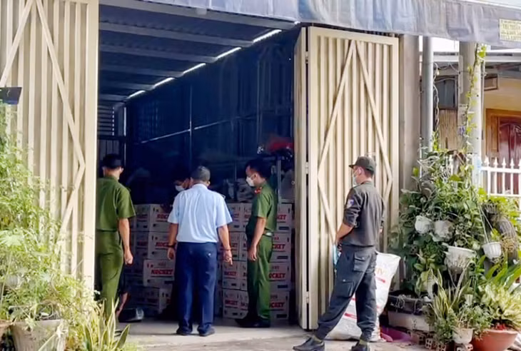Phát hiện số lượng "khủng" dầu nhớt tại An Giang có dấu hiệu giả ảnh 4