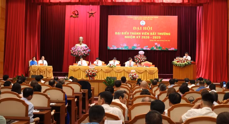 Quang cảnh đại hội.
