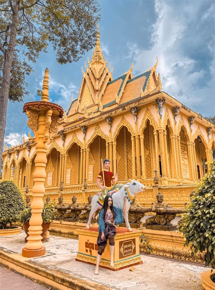 Ngôi chùa ‘dát vàng’ có lịch sử hơn 600 năm ở Trà Vinh nguy nga như cung điện - 6