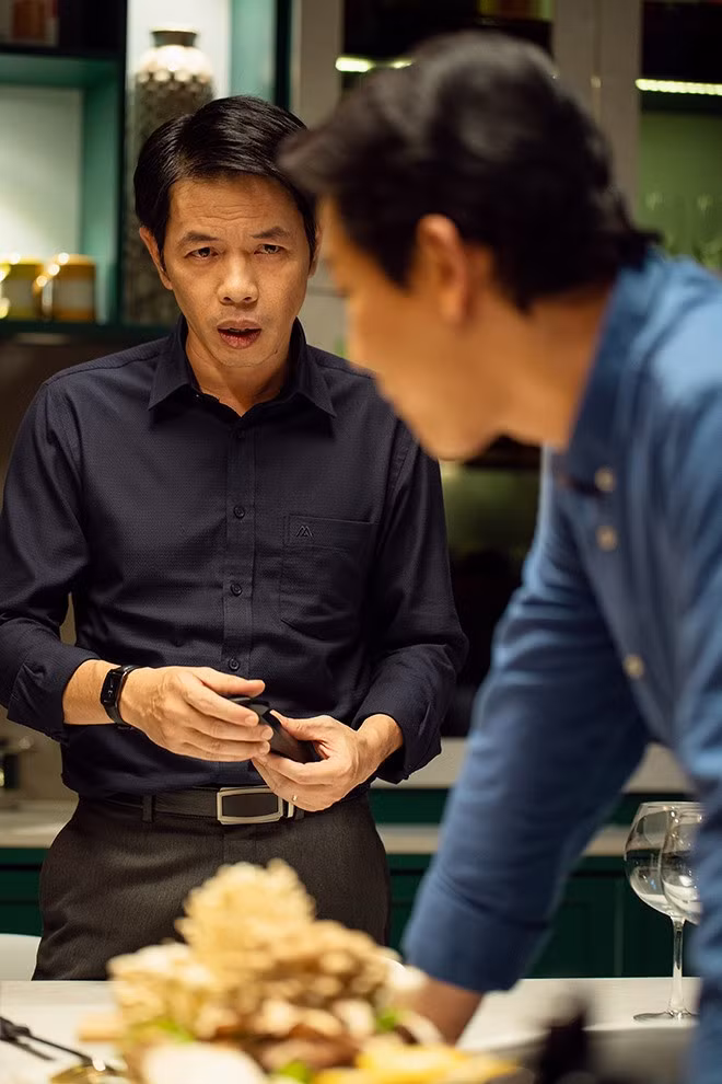 Nổi tiếng, tài năng, nhưng diễn viên Thái Hòa không có tên trong danh sách xét tặng danh hiệu NSƯT. Không có danh hiệu phong tặng, Thái Hòa vẫn là diễn viên triệu USD của màn ảnh rộng. Ảnh: NSX