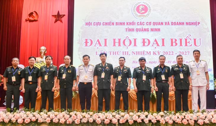 Đại hội Khối các cơ quan và doanh nghiệp tỉnh ra BCH khóa mới nhiệm kỳ 2022-2027.