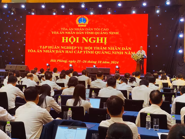 Quang cảnh hội nghị.