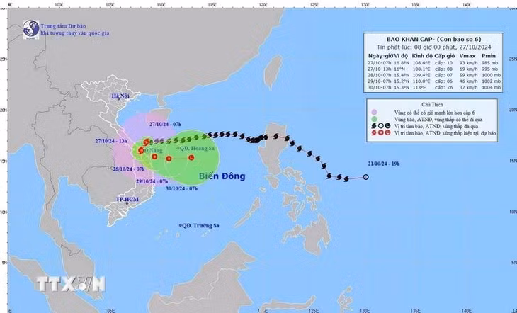 Hướng di chuyển của bão số 6, cập nhật lúc 7 giờ, ngày 27/10. (Ảnh: TTXVN phát)