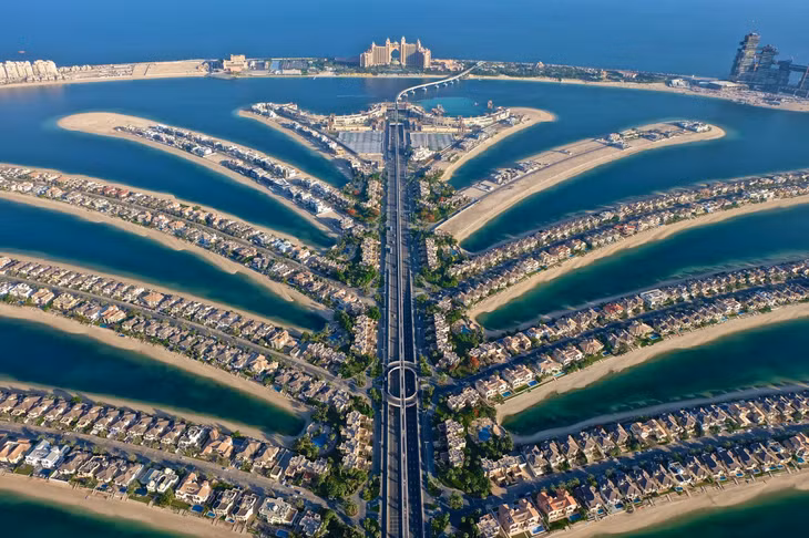 Palm Jebel Ali Island đang xây dựng được kỳ vọng sẽ là trung tâm du lịch nghỉ dưỡng và giao thương quốc tế hàng đầu tại UEA.