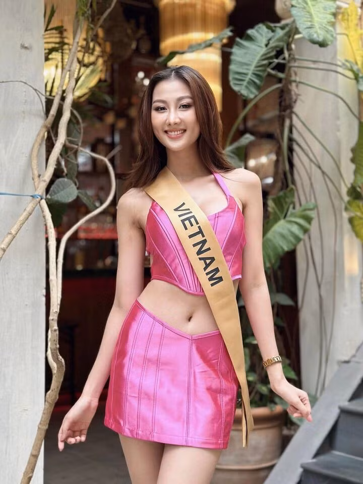 Hoa hậu Quế Anh bị đánh giá có phong độ thất thường tại cuộc thi.