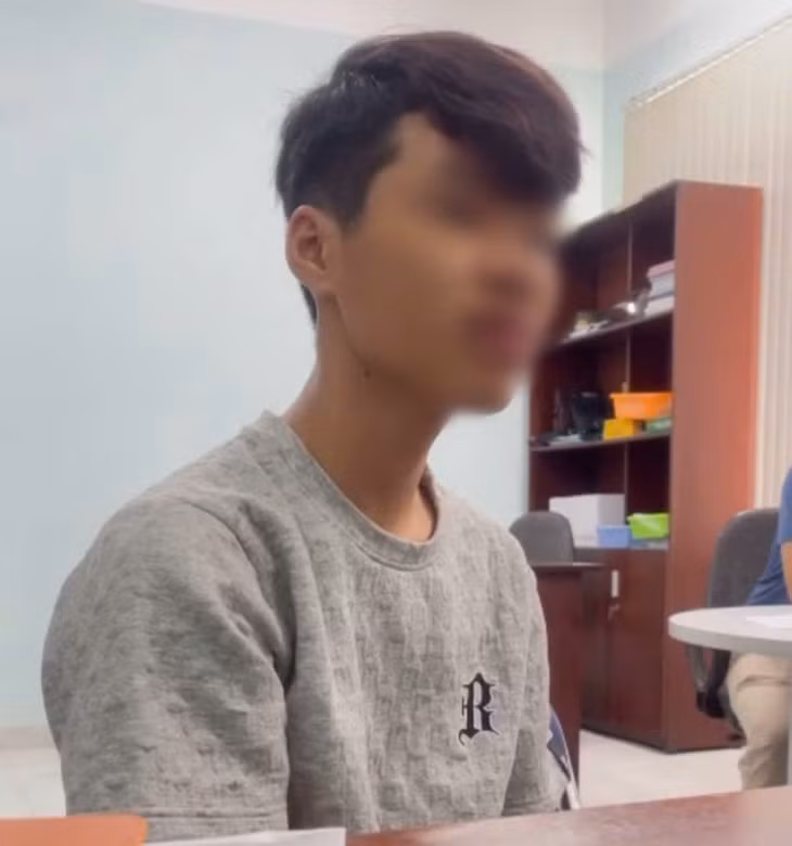 Đối tượng N.H.M tại cơ quan Công an.