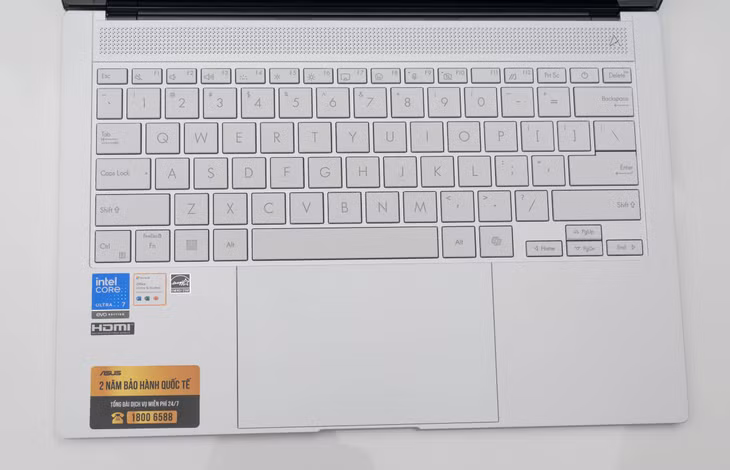 Laptop dùng chip Intel đầu tiên đạt chuẩn Copilot+PC ảnh 4