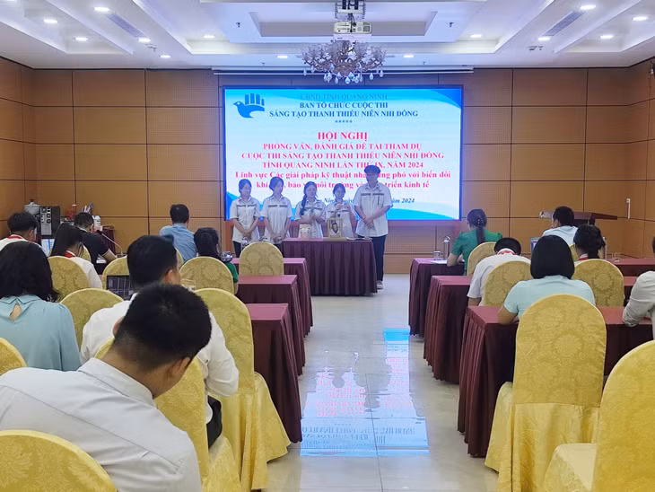 Hội nghị phỏng vấn, đánh giá các đề tài tham dự Cuộc thi Sáng tạo thanh thiếu niên, nhi đồng tỉnh Quảng Ninh lần thứ IX.