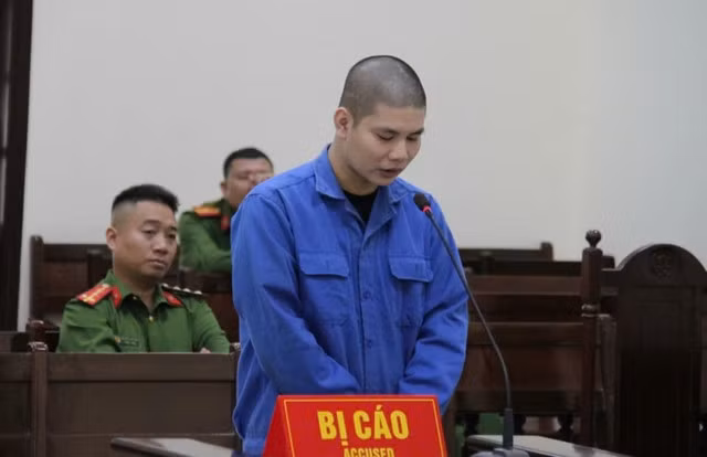 Bị cáo Ninh Đức Hoàng tại phiên toà