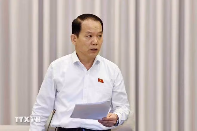 Chủ nhiệm Ủy ban Pháp luật của Quốc hội Hoàng Thanh Tùng phát biểu. (Ảnh: Doãn Tấn/TTXVN)