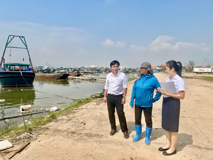 Chị Ngô Thị Thúy (khu Thống Nhất 2, phường Tân An, TX Quảng Yên) vay thêm 500 triệu đồng để phục hồi sản xuất.