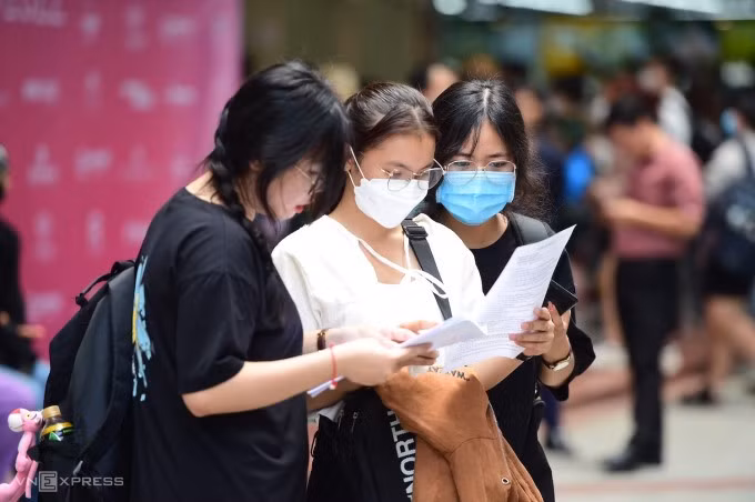 Sinh viên Đại học Công nghệ TP HCM. Ảnh: Thanh Tùng