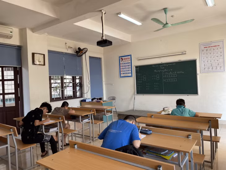 Lớp học đặc biệt cho trẻ khiếm thính tại Cơ sở Bảo trợ, chăm sóc trẻ em có hoàn cảnh đặc biệt tỉnh.