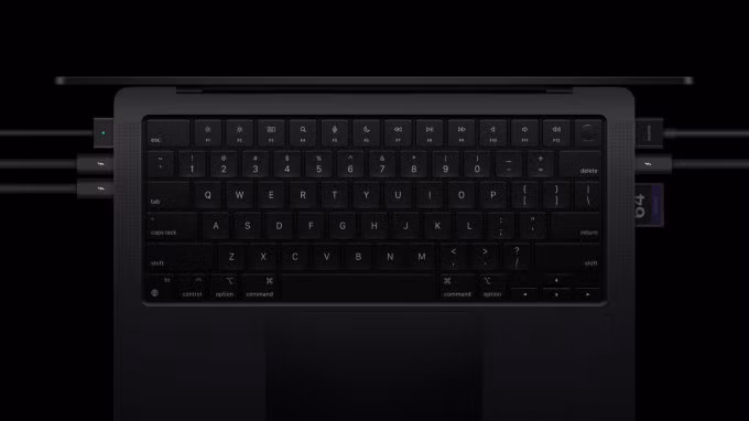 Tất cả các cổng của MacBook Pro bản dùng chip M4 Pro hoặc M4 Max đều hỗ trợ Thunderbolt 5.