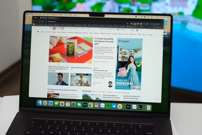 Màn hình của MacBook Pro phù hợp cho người dùng sáng tạo nội dung chuyên nghiệp. Ảnh: Tuấn Hưng