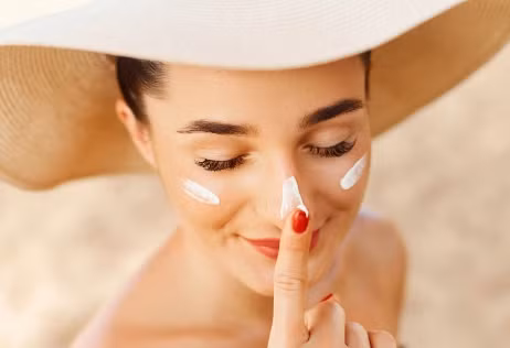 Cách giảm nếp nhăn trên mặt- Ảnh 1.