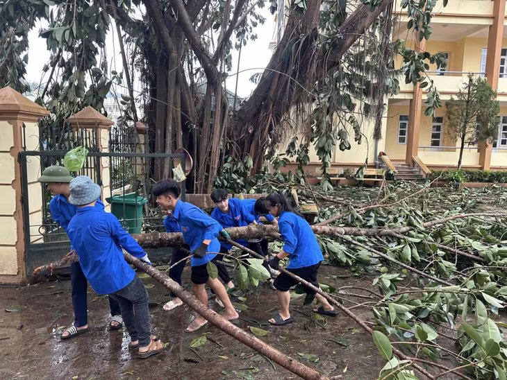 Những người trẻ Quảng Ninh ngày đêm góp sức vì cộng đồn