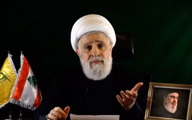 Phó thủ lĩnh của phong trào Hezbollah Naim Qassem. Ảnh AFP/HO/Al-Manar