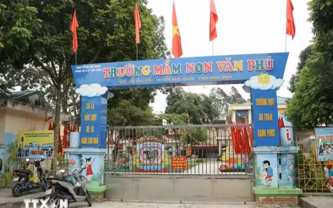 Trường Mầm non Văn Phú, xã Văn Phú, huyện Nho Quan, tỉnh Ninh Bình nơi xảy ra sự việc. (Ảnh: Thùy Dung/TTXVN)