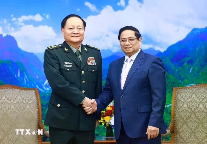 Thủ tướng Phạm Minh Chính tiếp Thượng tướng Trương Hựu Hiệp, Phó Chủ tịch Quân ủy Trung ương Trung Quốc. (Ảnh: Dương Giang/TTXVN)