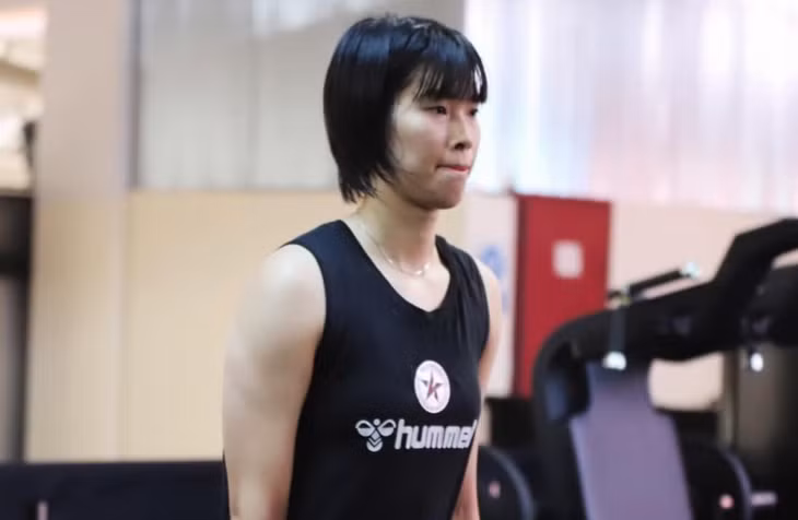 Thanh Thúy chưa được sử dụng ở trận ra quân của Kuzeyboru. Ảnh: Kuzeyboru FC