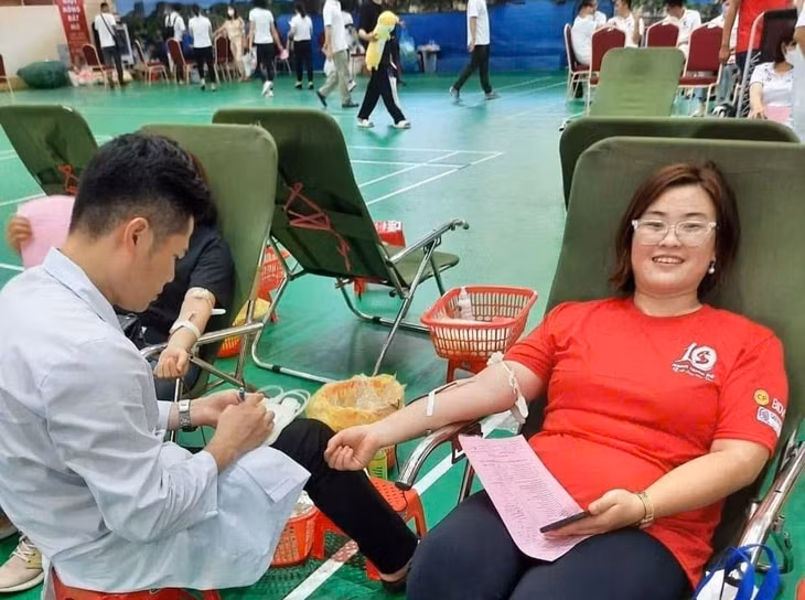 Chị Duyên đã có 23 lần tham gia hiến máu cứu người.