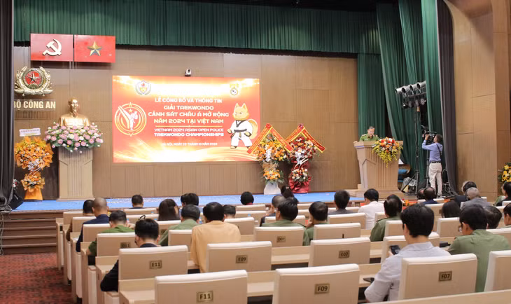 Trung tướng Nguyễn Văn Long, Thứ trưởng Bộ Công an, phát biểu tại Lễ công bố.