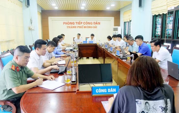 Lãnh đạo Thành phố thường xuyên lắng nghe tâm tư nguyện vọng của người dân thông qua các hội nghị, buổi tiếp xúc, đối thoại.