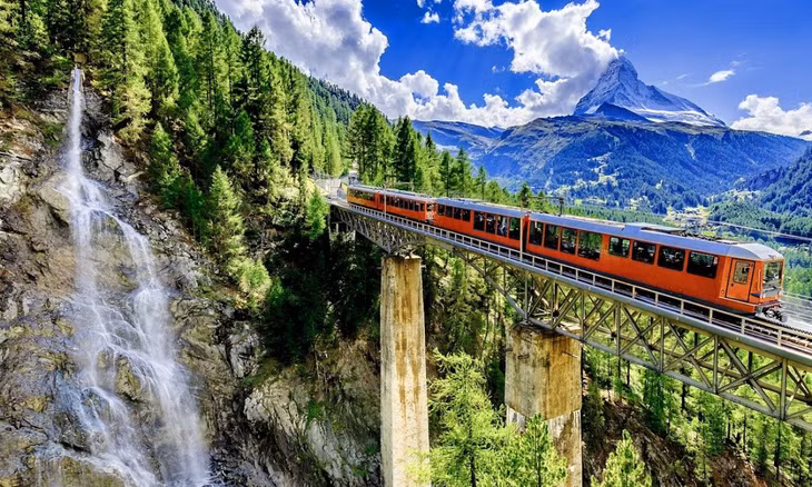 10 quốc gia an toàn nhất để du lịch năm 2025 ảnh 5