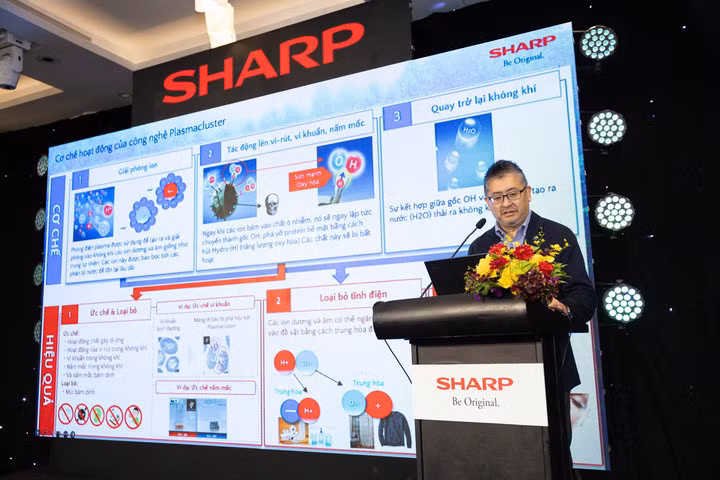 Đại diện Tập đoàn Sharp lần đầu tiên công bố hiệu quả của công nghệ Plasmacluster đối với tài xế bằng những nghiên cứu khoa học cụ thể. (Ảnh: Đại Việt)