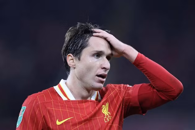 Chiesa của Liverpool trong trận đấu vòng 3 Carabao Cup gặp West Ham United.