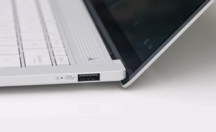 Laptop dùng chip Intel đầu tiên đạt chuẩn Copilot+PC ảnh 6