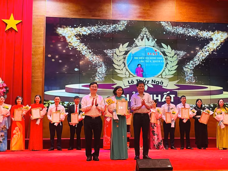 Thí sinh Lê Thúy Ngà, Chủ tịch HND xã Đoàn Kết, huyện Vân Đồn, đoạt giải Nhất hội thi Tuyên truyền viên giỏi năm 2024.