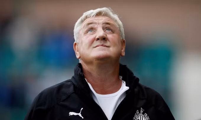 96,8% CĐV Newcastle bỏ phiếu thuận về việc sa thải Steve Bruce, trước khi Newcastle đưa ra quyết định. Ảnh: Reuters