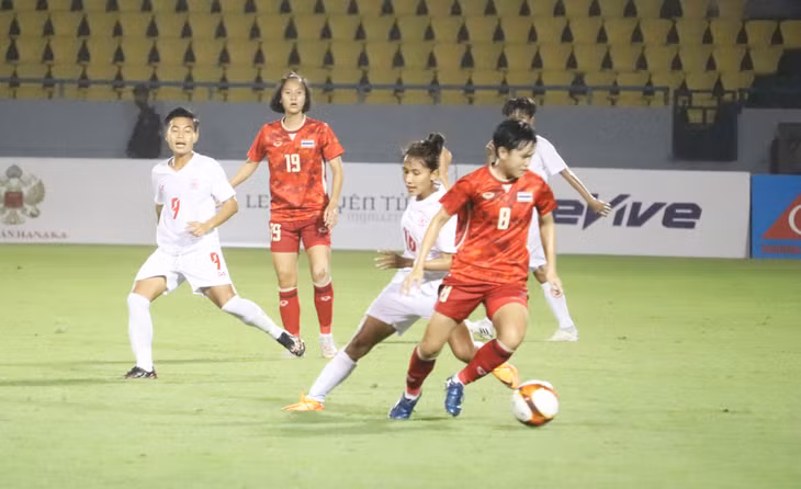 Các cầu thủ nữ Thái Lan được đánh giá cao hơn so với các cầu thủ nữ Myanmar về thể hình, thể lực và kỹ thuật.