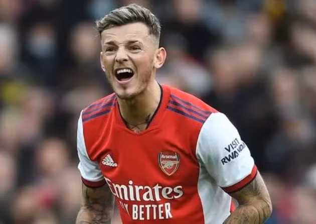 Khả năng ra sân của Ben White trước Tottenham bỏ ngỏ.