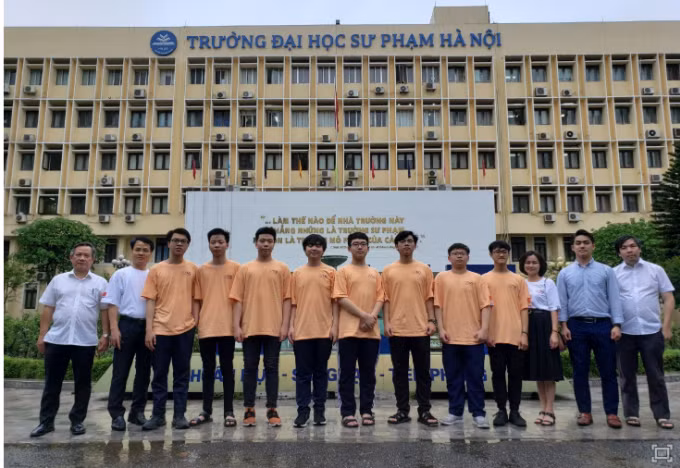 Các thành viên đội tuyển Việt Nam tham dự kỳ thi Olympic Vật lý châu Á 2022. Ảnh: Ban tổ chức